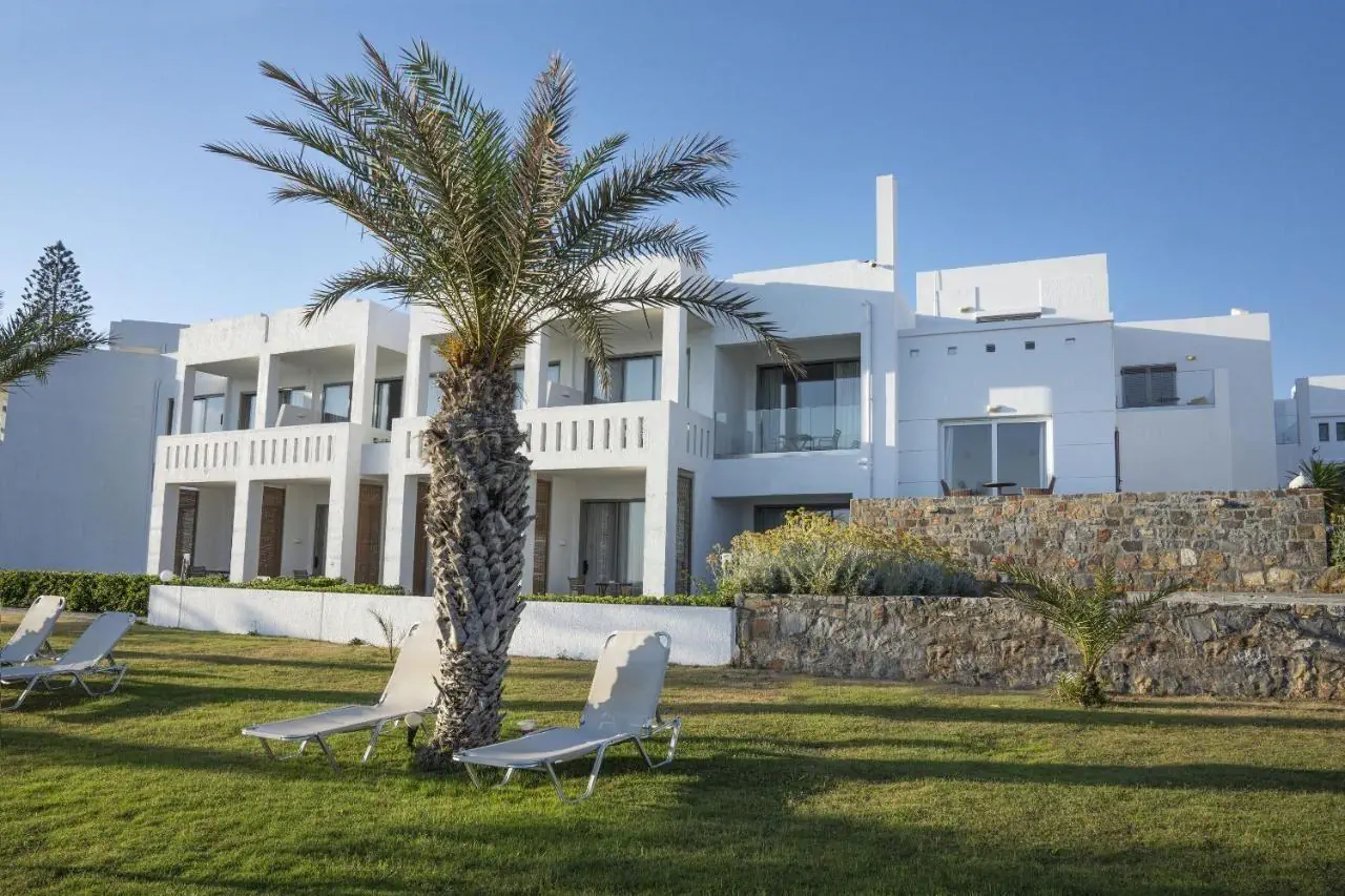 Maritimo Beach 4*