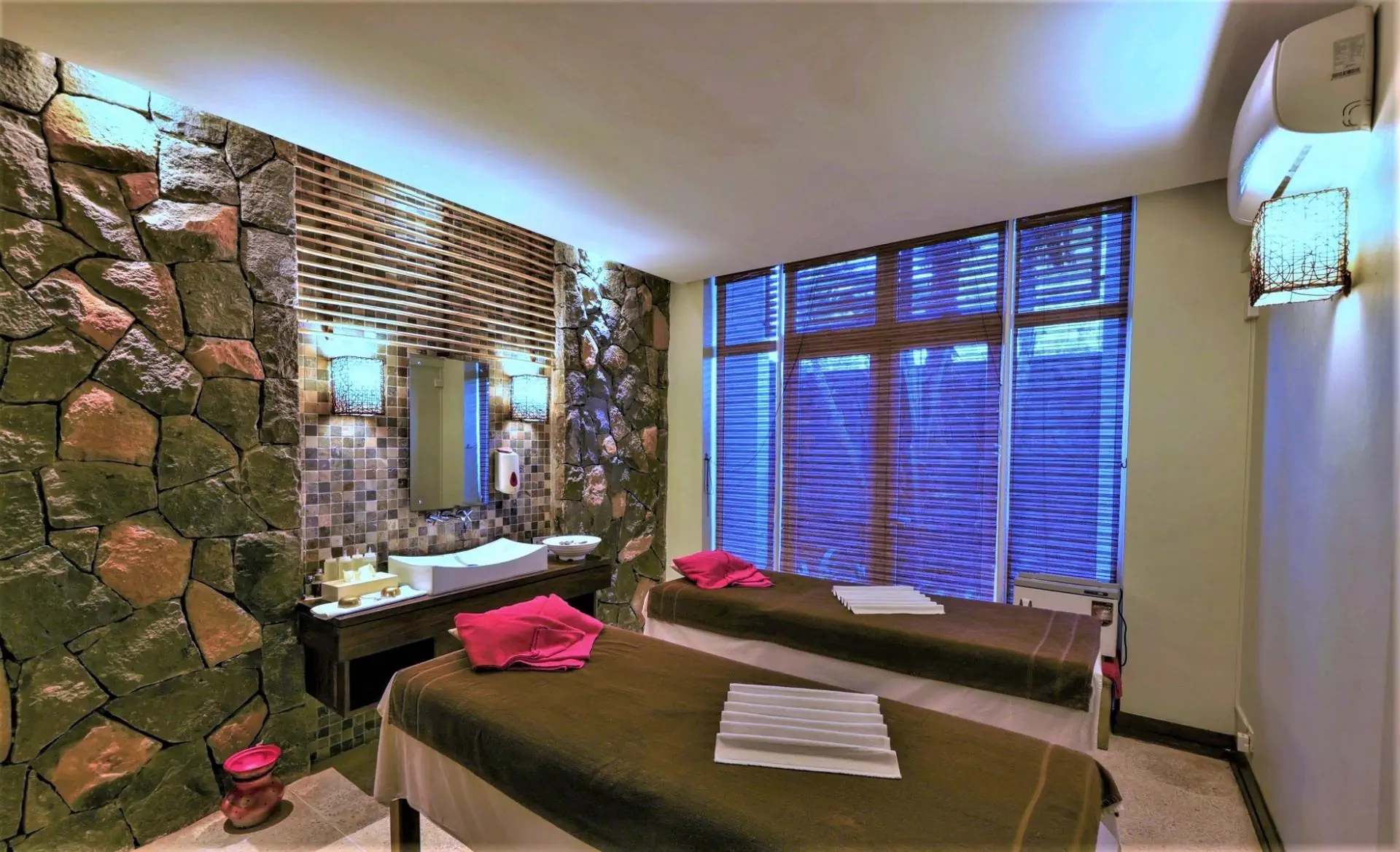 Laguna Beach Hotel-Spa 3*, фото 3