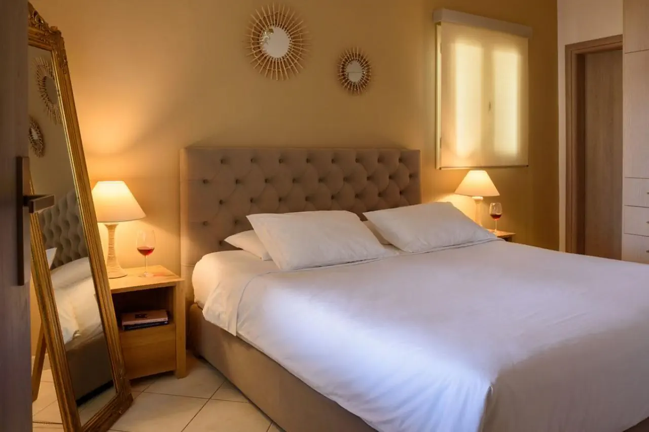 Suite Home Santorini 3*, фото 6