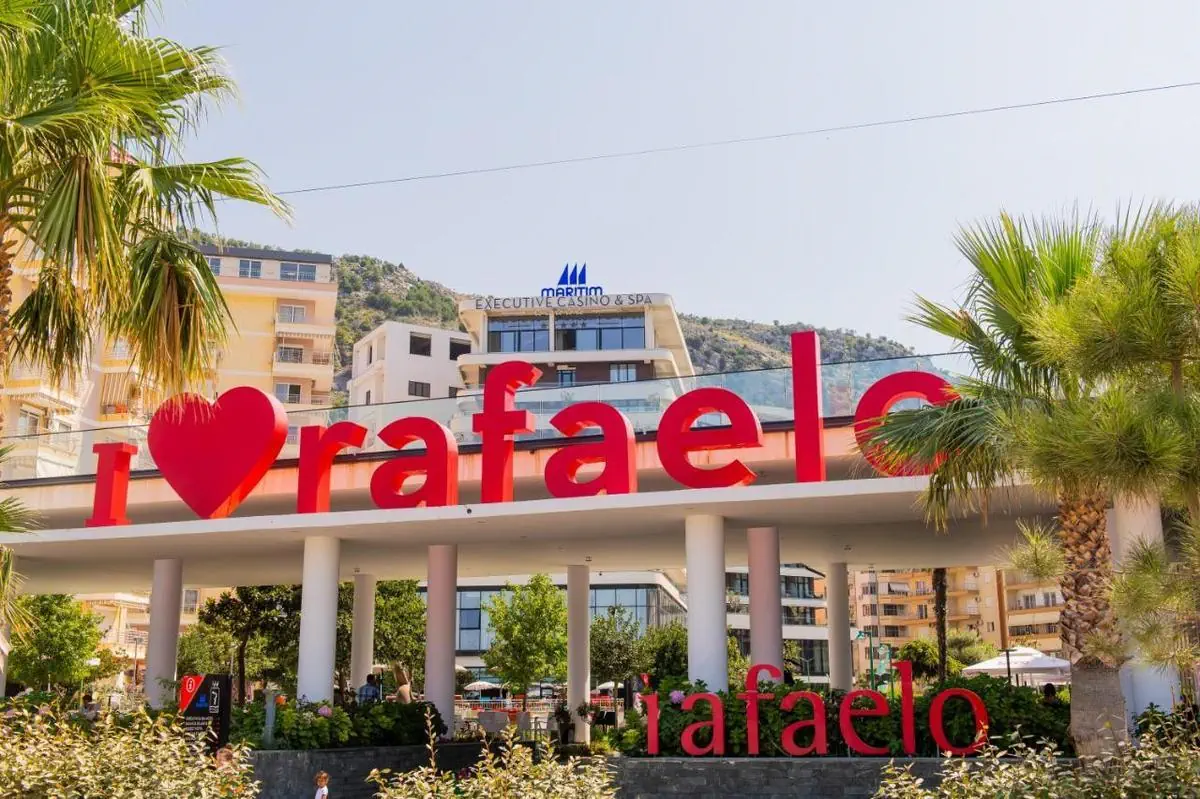 Rafaelo Comfort & Family 4*