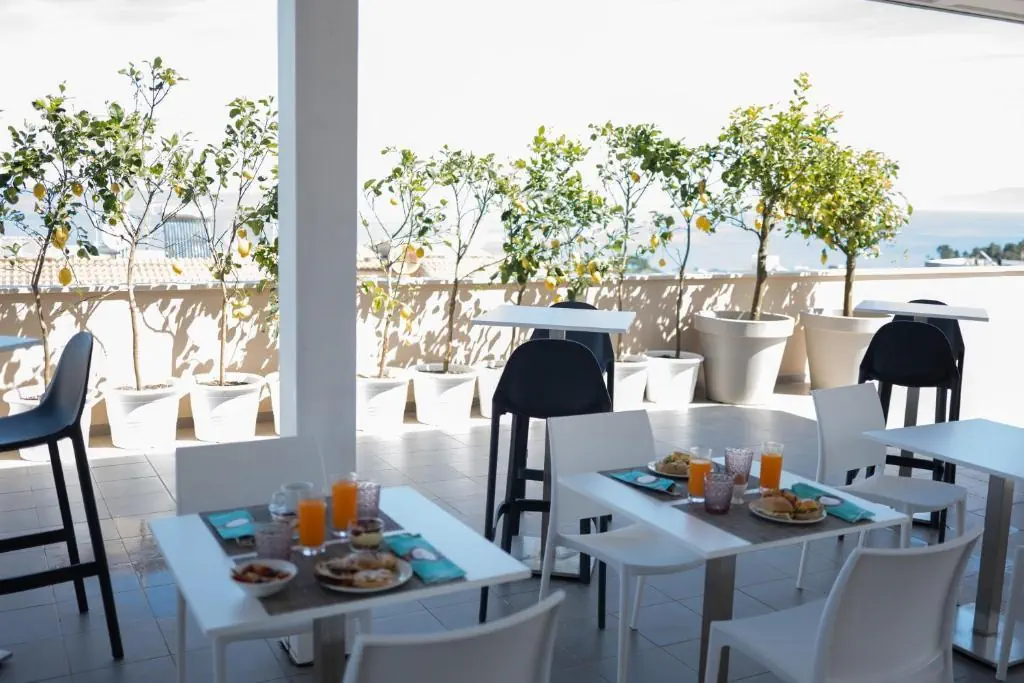 Middle Town Palace Tropea 4*