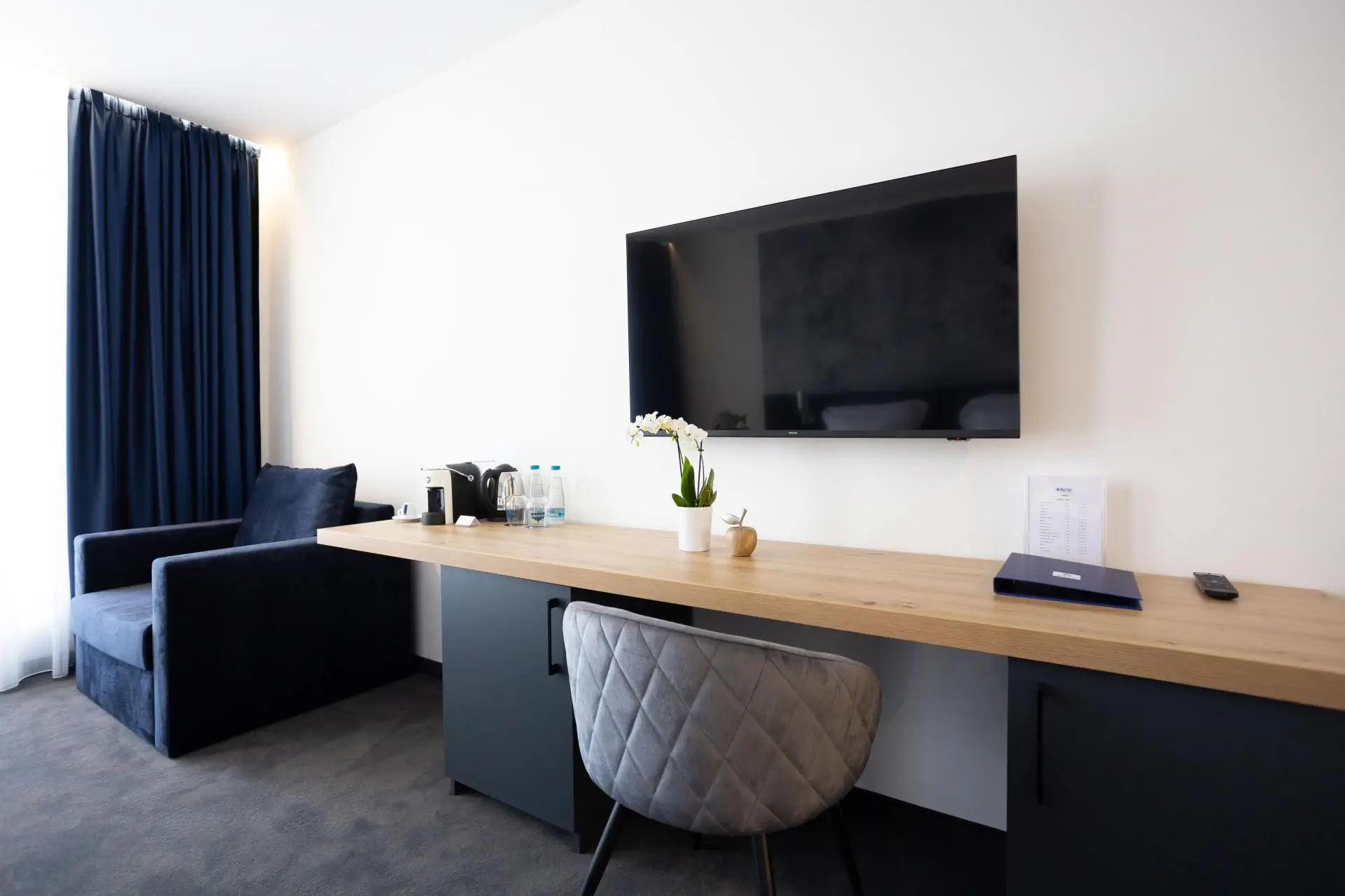 Blue Star Luxury 4*