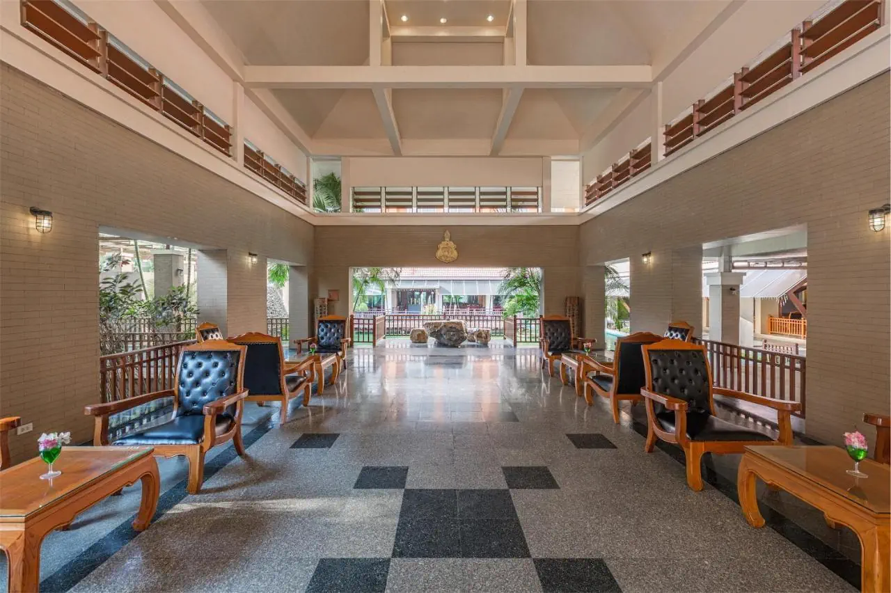 Eastern Grand Palace Pattaya 4*