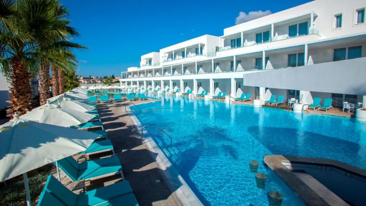 Aliathon Resort, фото 2