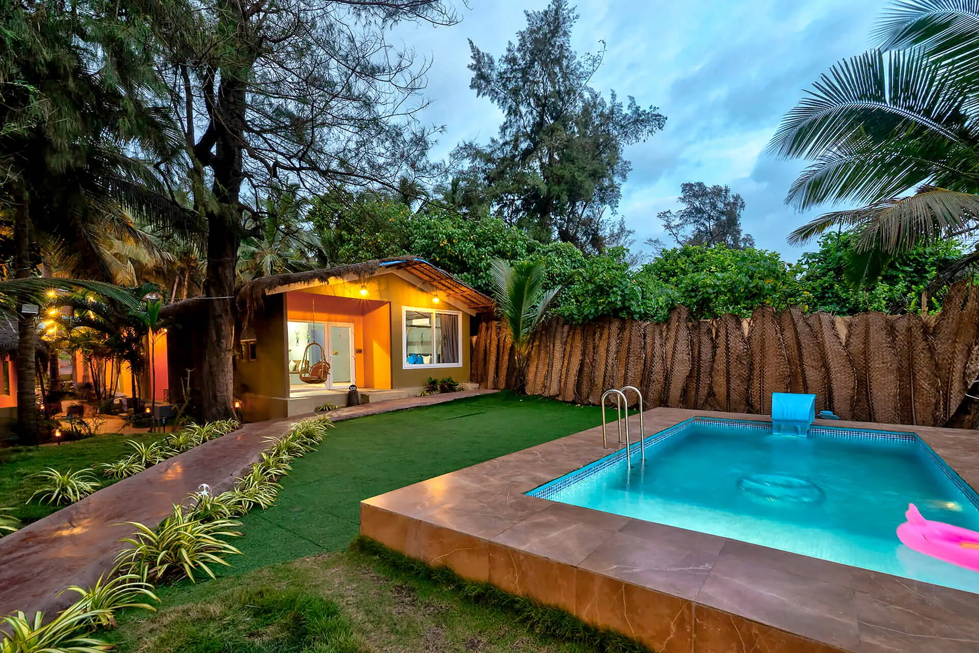 Amadi Beach Front Resort 4*, фото 5