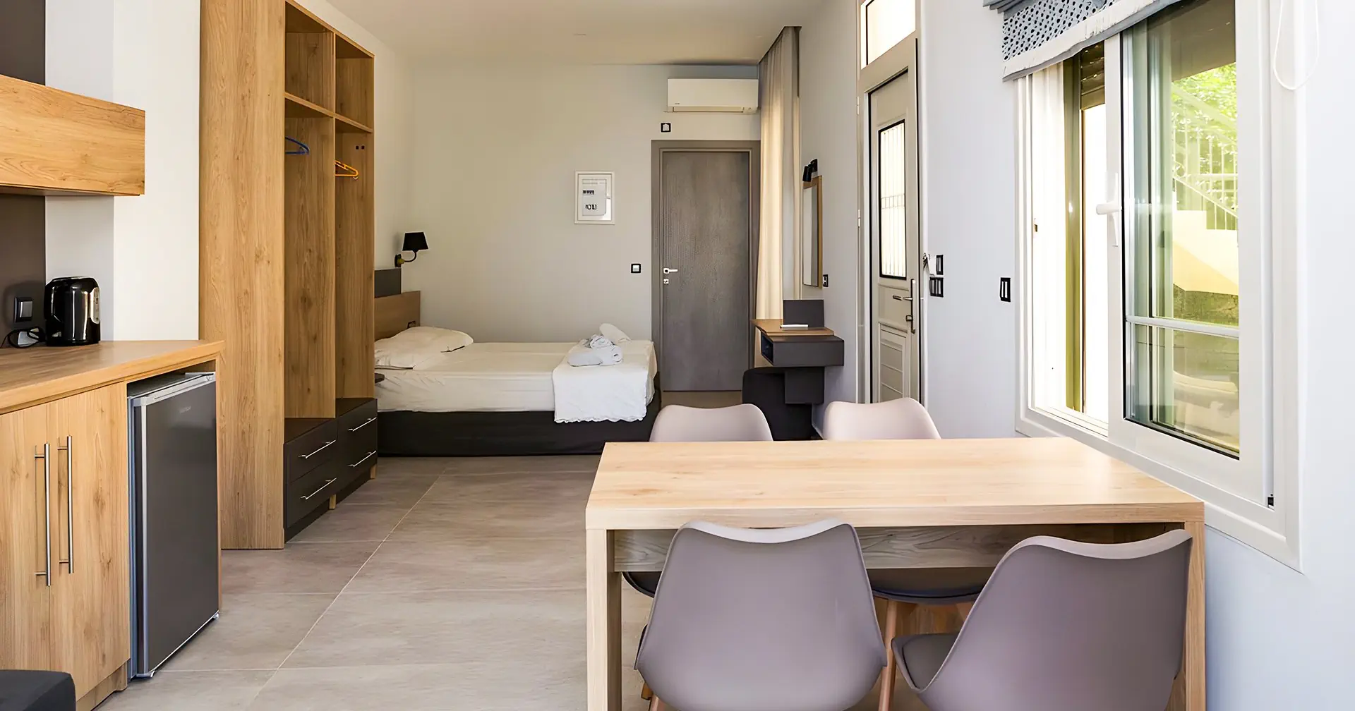 Petani Beach Suites 5*, фото 4
