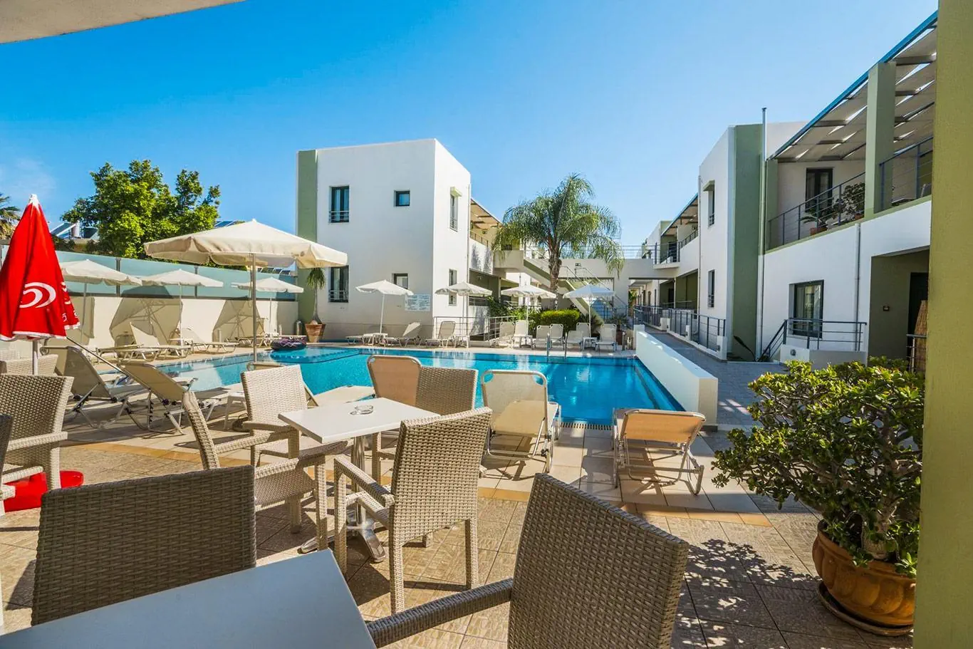 Athina Beach 3*