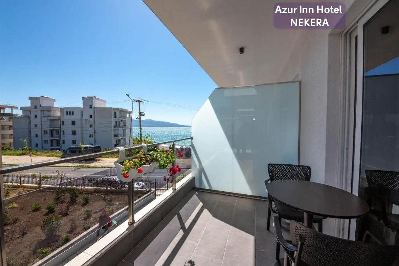 Azure Inn 4*