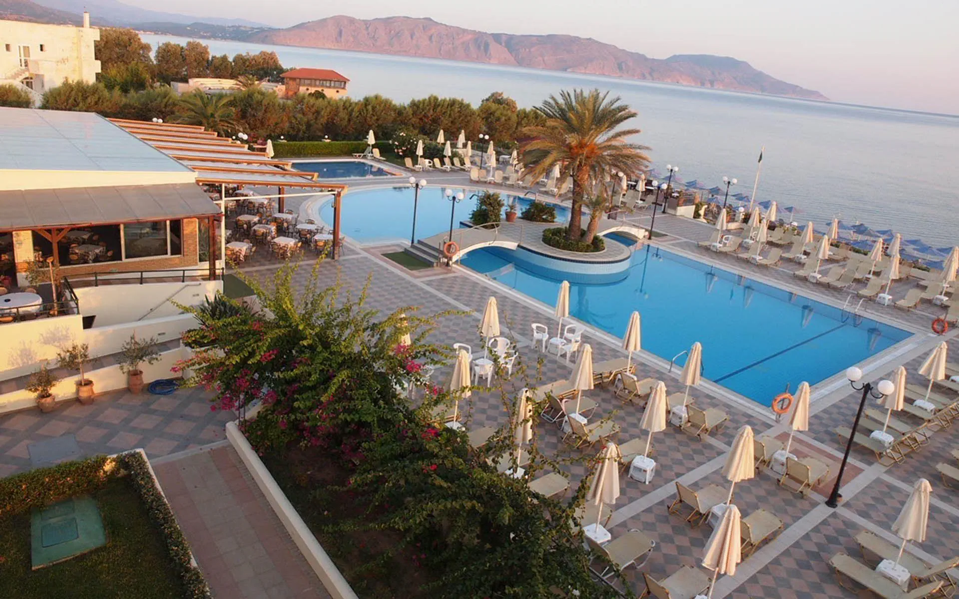 Hydramis Palace Beach Resort 5*