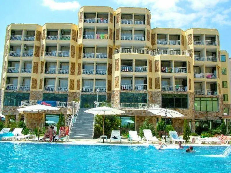 Amfibia Beach 3*