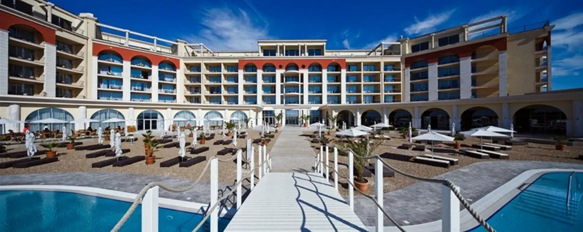 Lighthouse Golf Resort & Spa 5*