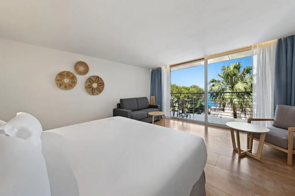Occidental Cala Vinas 4*, фото 11