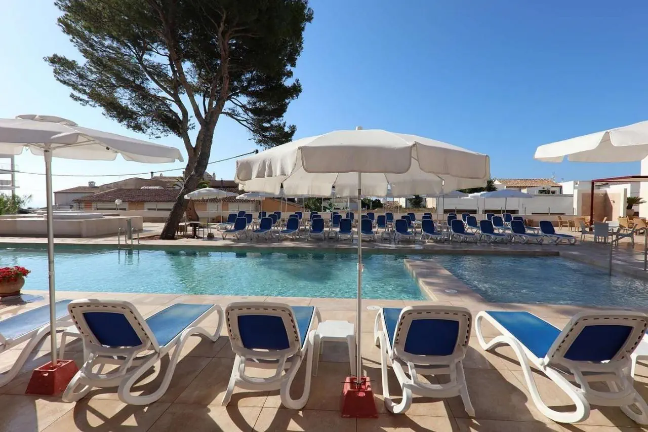Serrano Clumba 3*