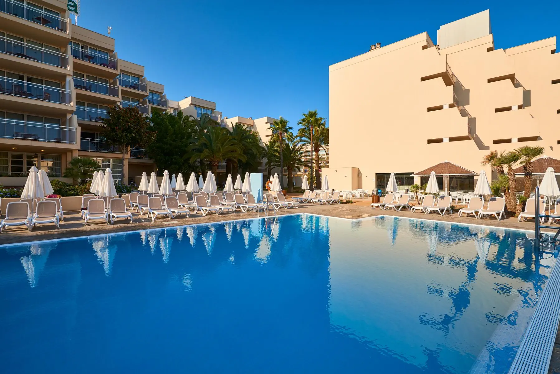 Protur Floriana Resort 3*