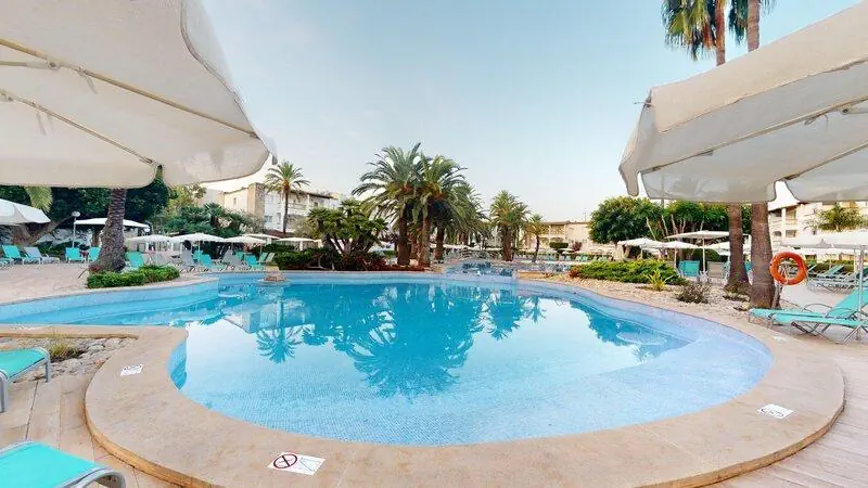 Alcudia Garden 3*