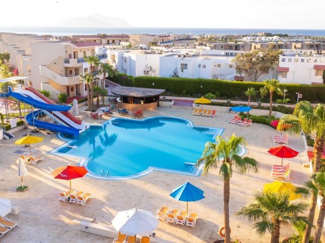 Ivy Cyrene Island Resort