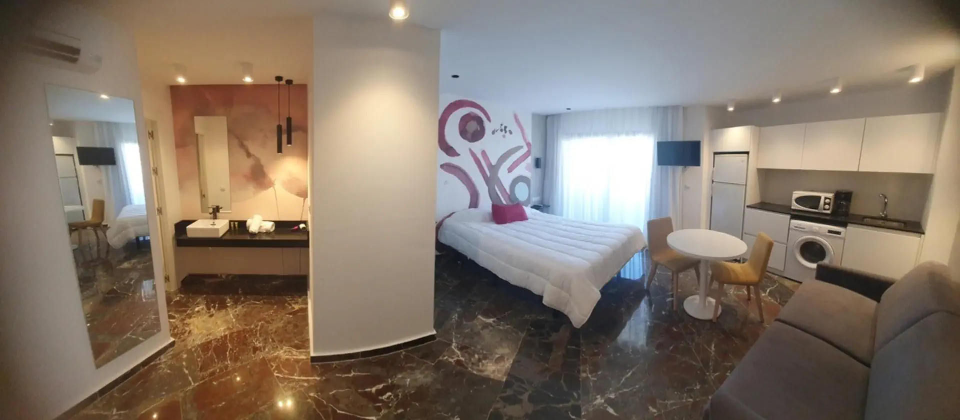 San Jaime Center Suites Apartamenty 2*, фото 10