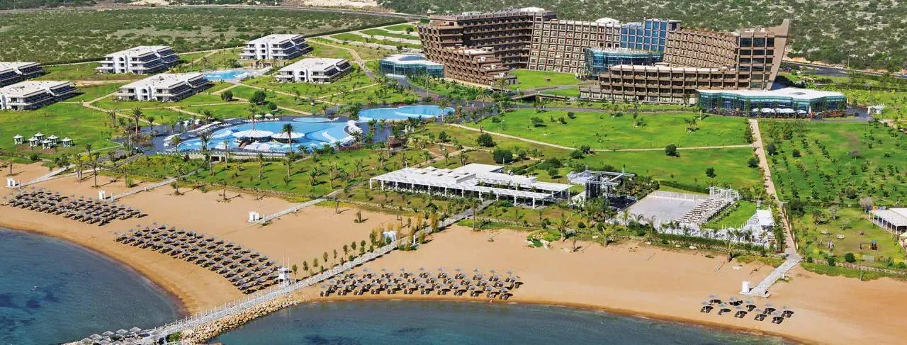 Noah's Ark Deluxe Hotel & Spa 4*