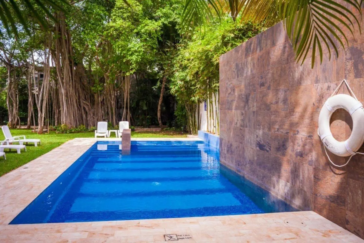 Nina Beach Club 3*