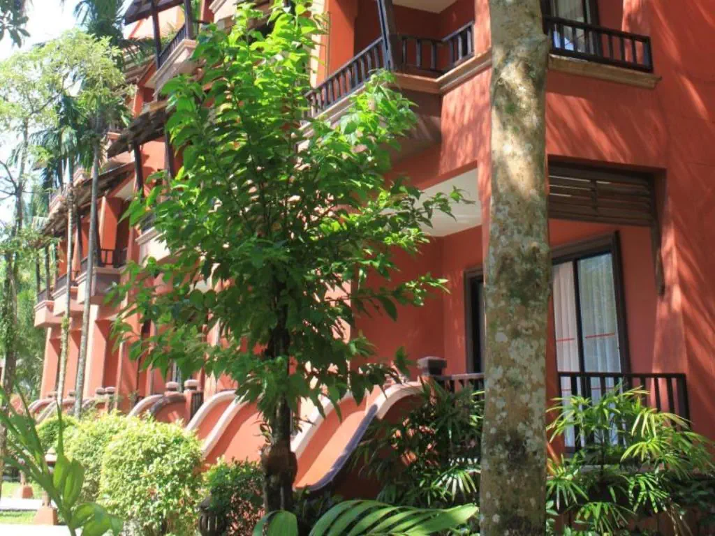 Sudala Beach Resort 3*