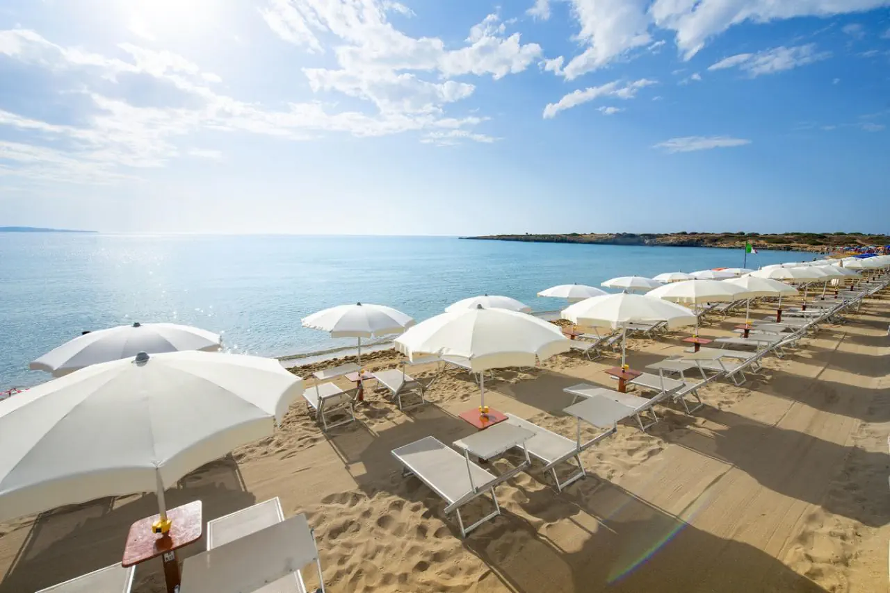 Voi Arenella Resort 4*