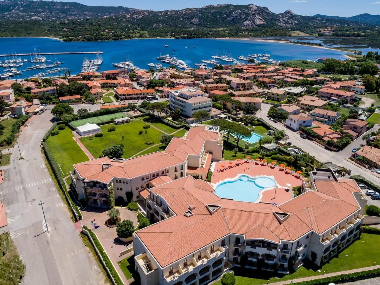 Blu Morisco Village 4*