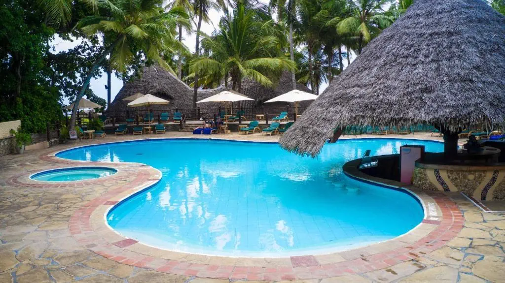 Pinewood Beach Resort & SPA 4*, фото 7