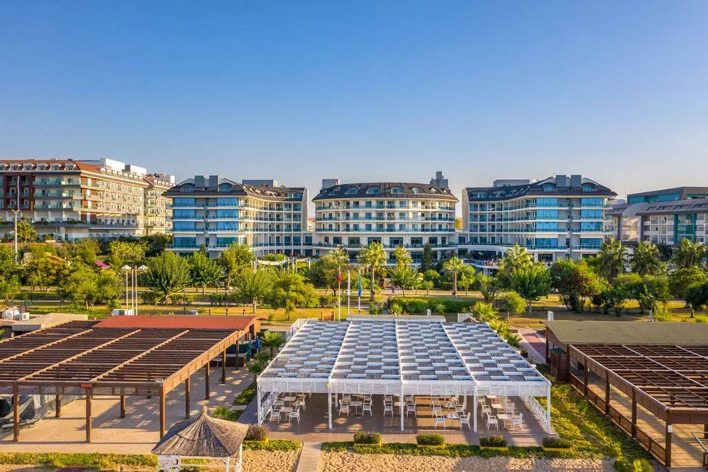 Commodore Elite Suites & Spa 5*, фото 3