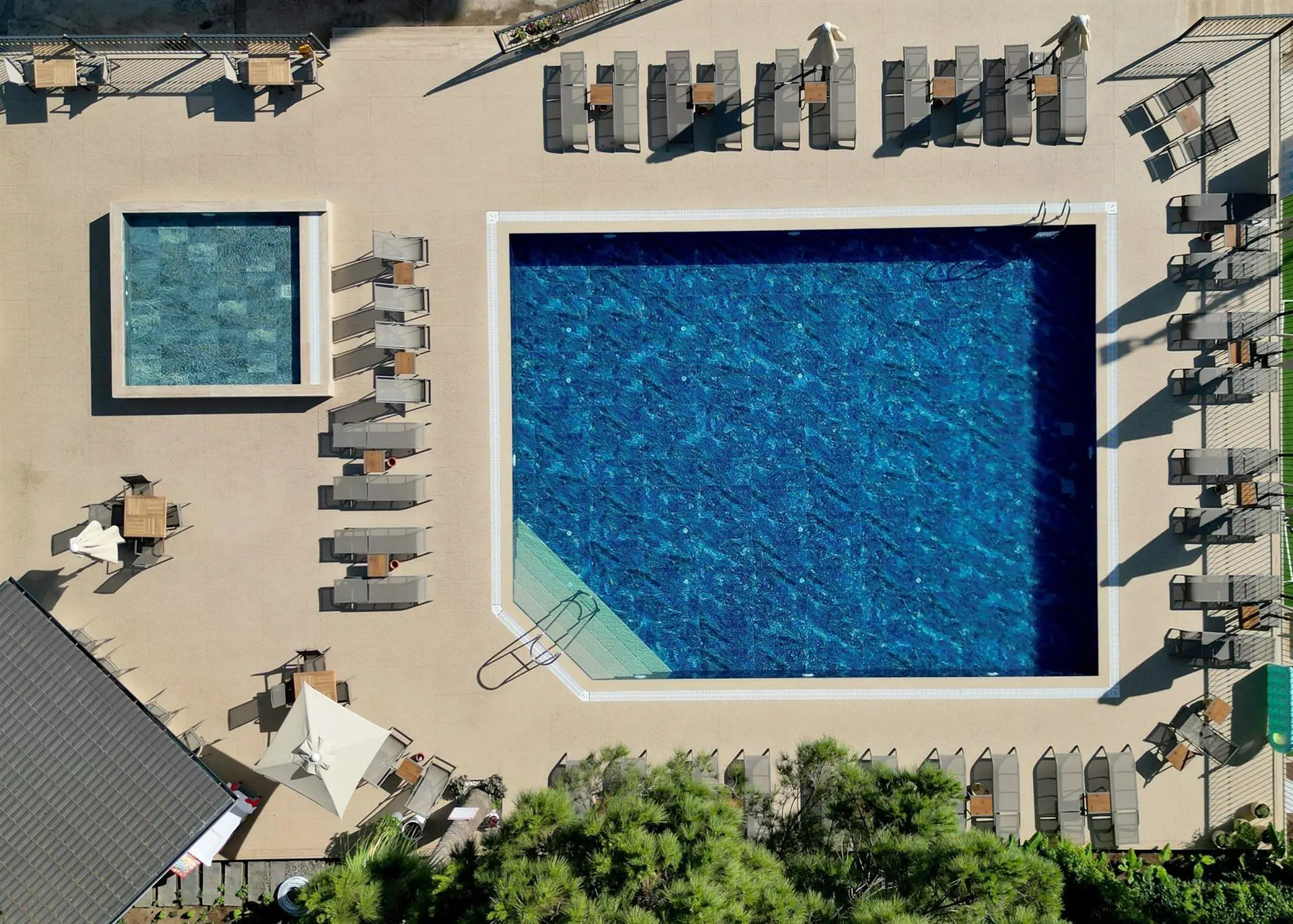 Hotel Caprea Beach 4*