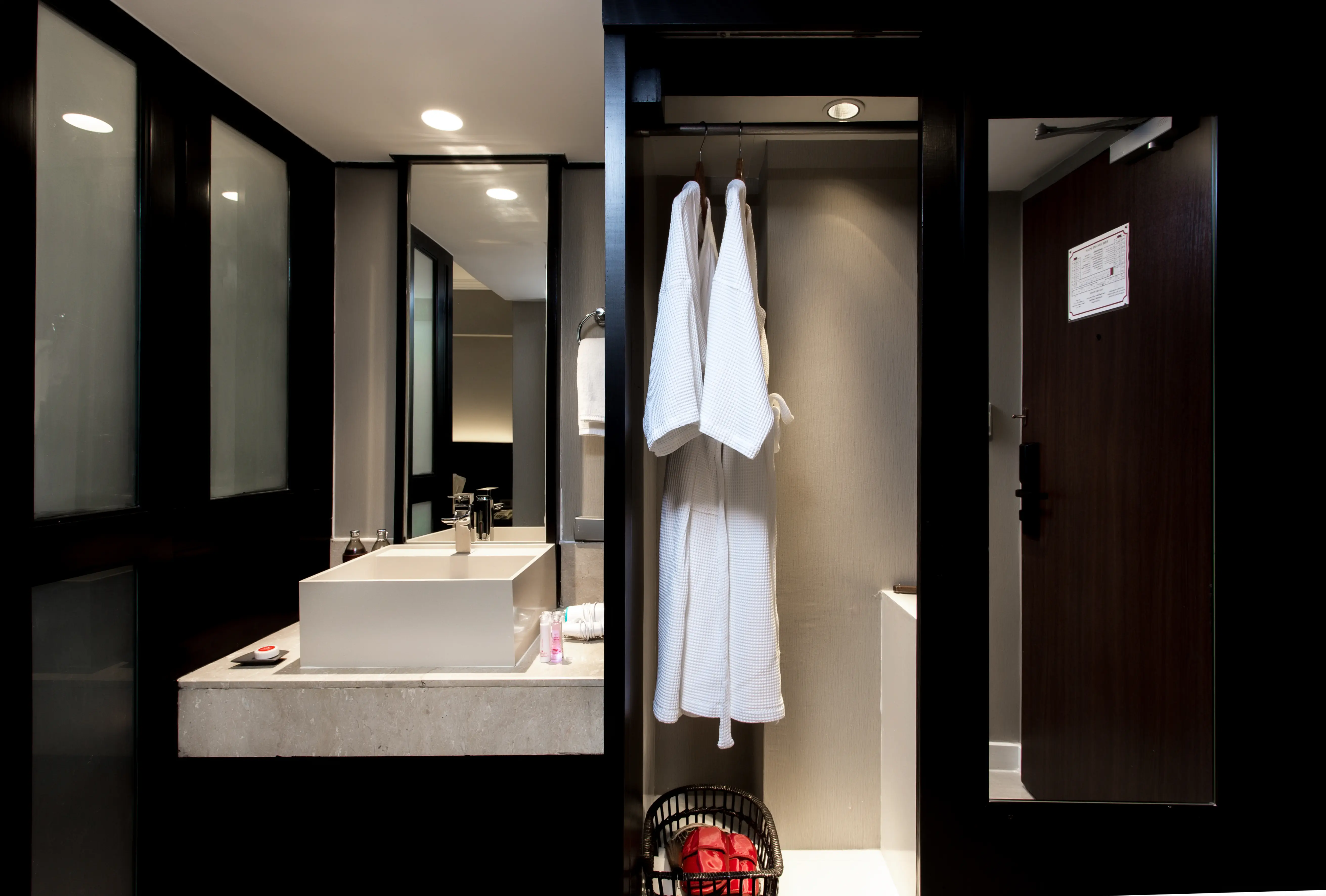 Ramada Plaza Menam Riverside 4*, фото 7