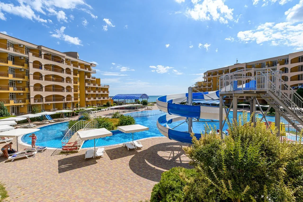 Midia Family Resort 3*