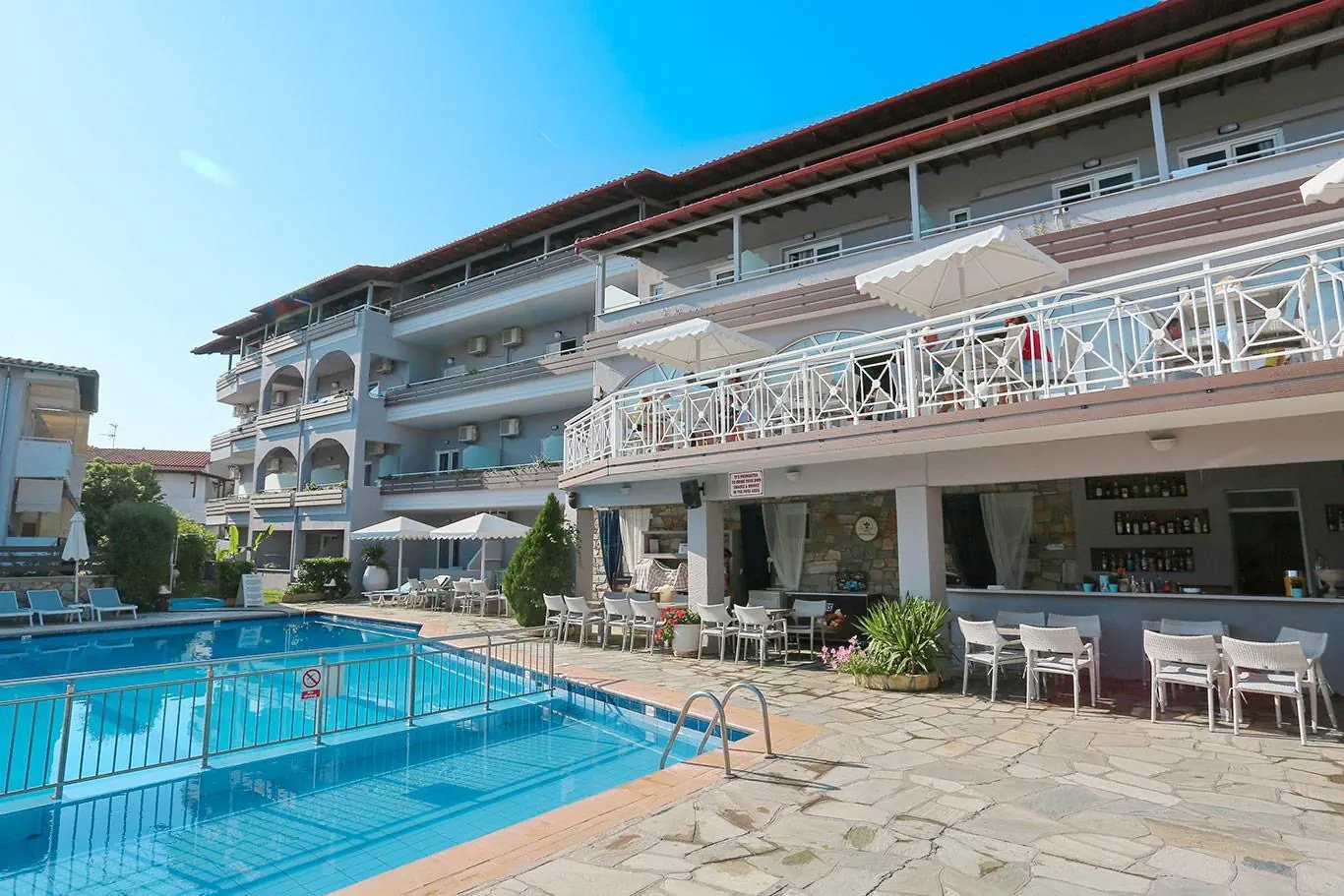 Tropical 4*