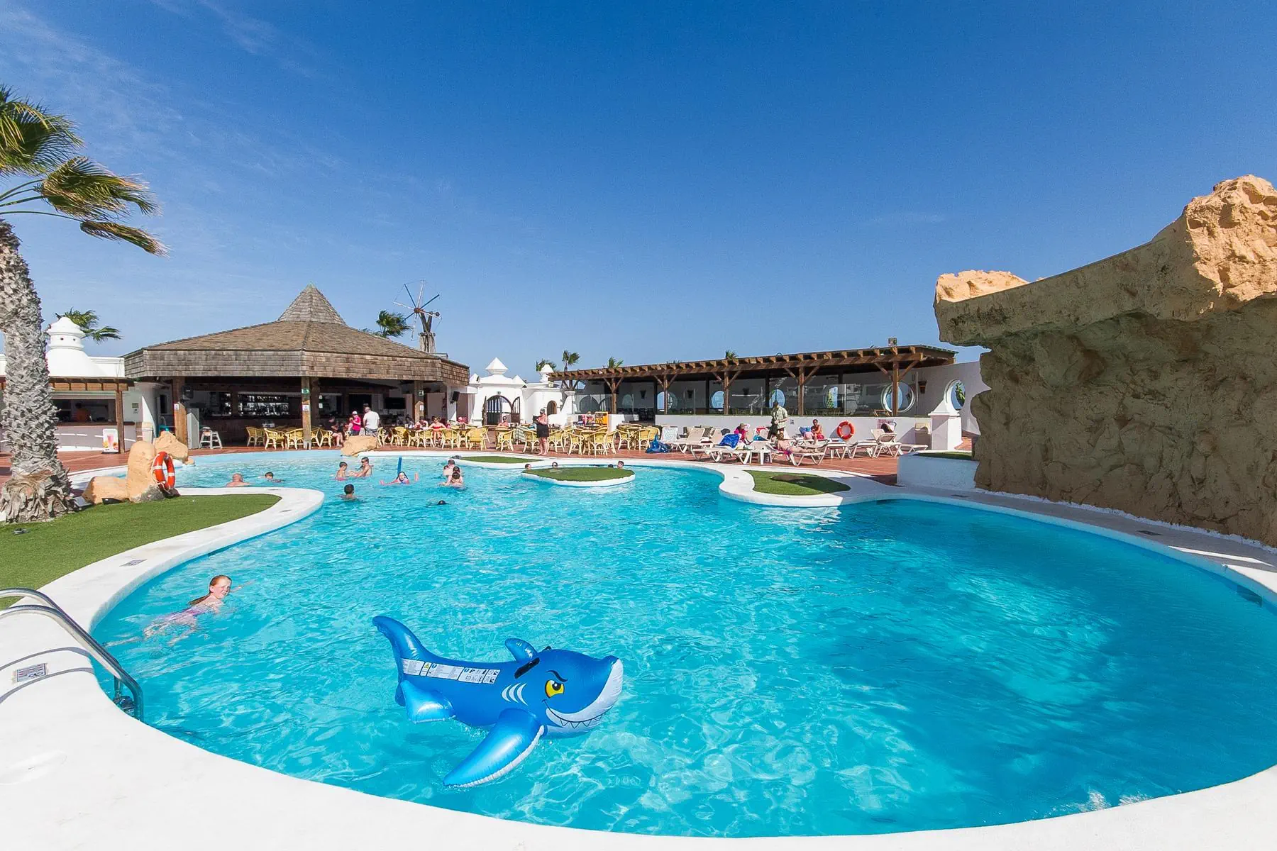 Sands Beach Resort 4*