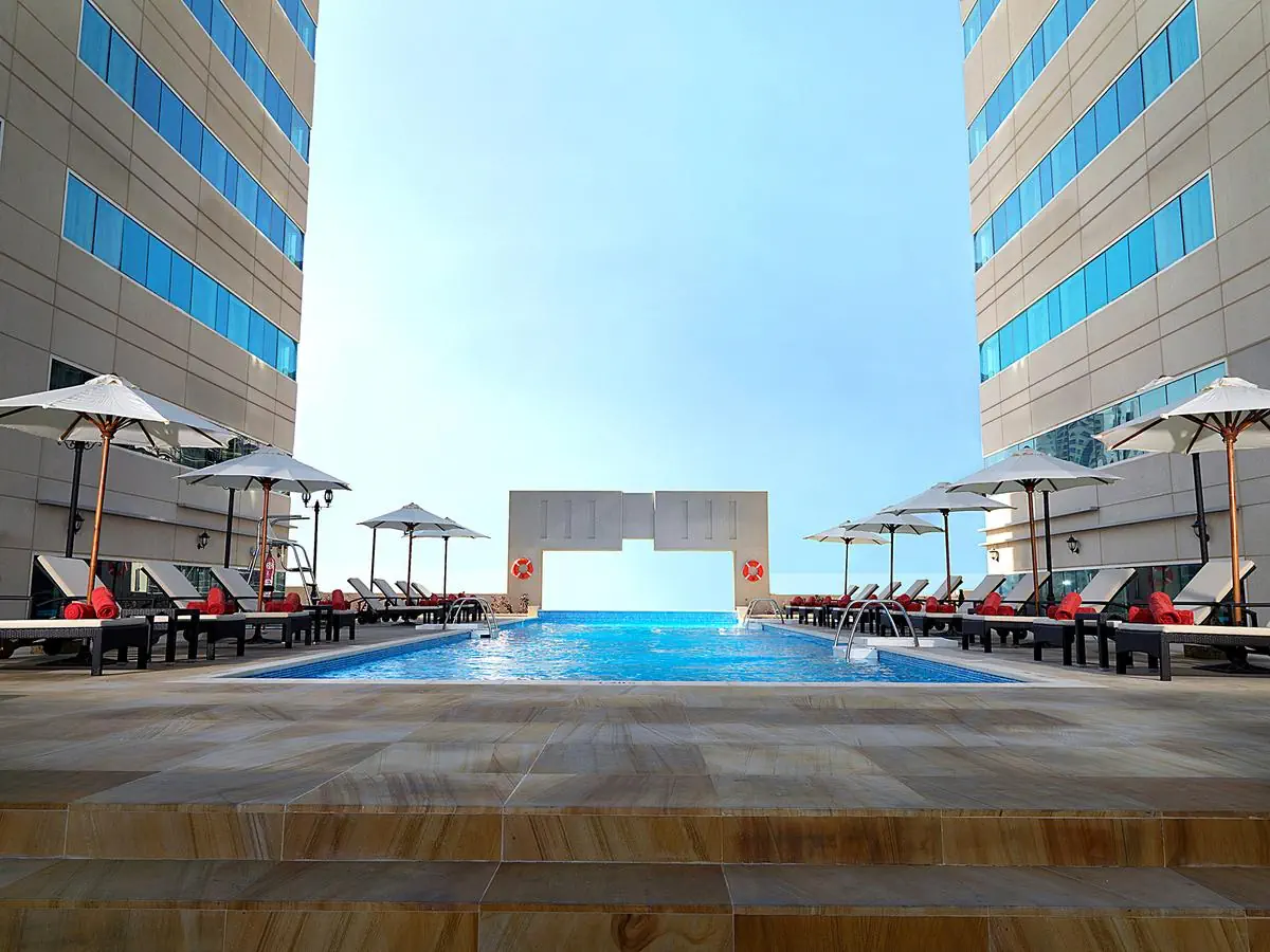 Jumeira Rotana 4*