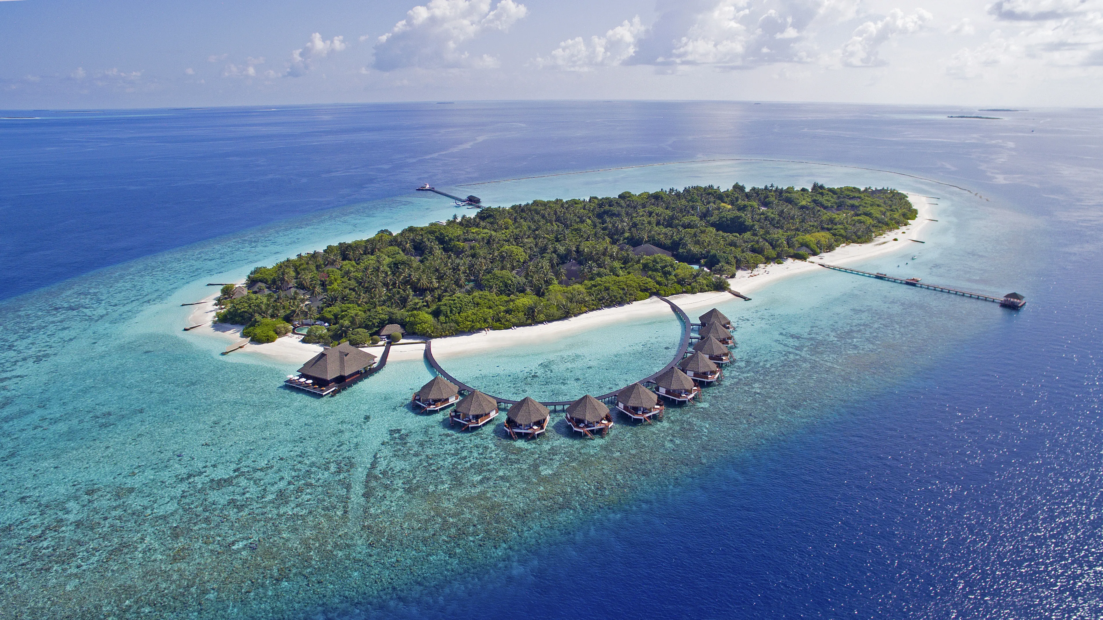 Adaaran Select Meedhupparu Island 4*