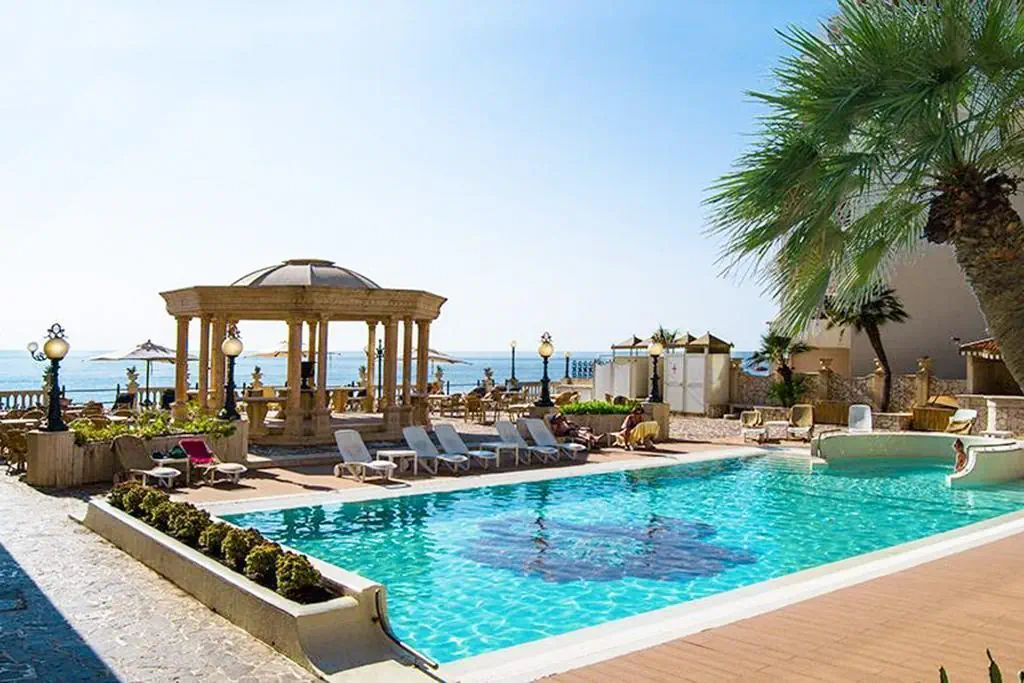 Hellenia Yachting Hotel & SPA 4*