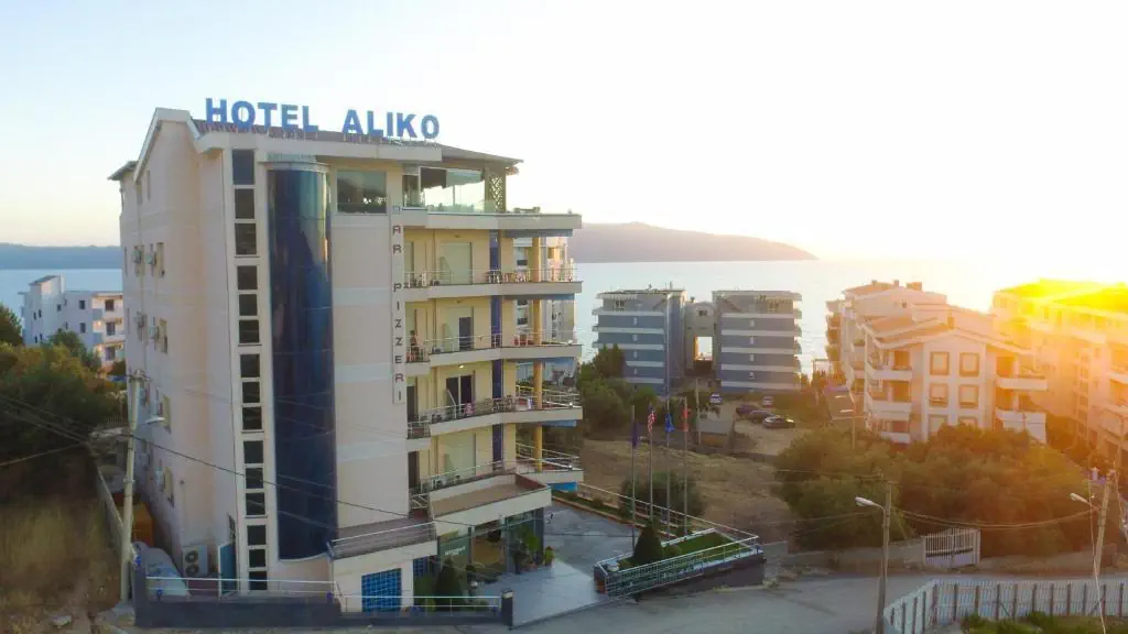 Aliko 4*