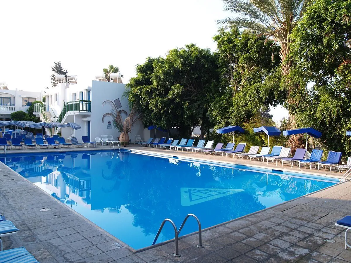 Paphiessa Hotel and Apartments 3*