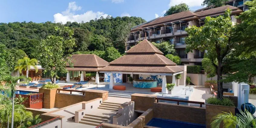 Avani Ao Nang Cliff Krabi Resort 4*