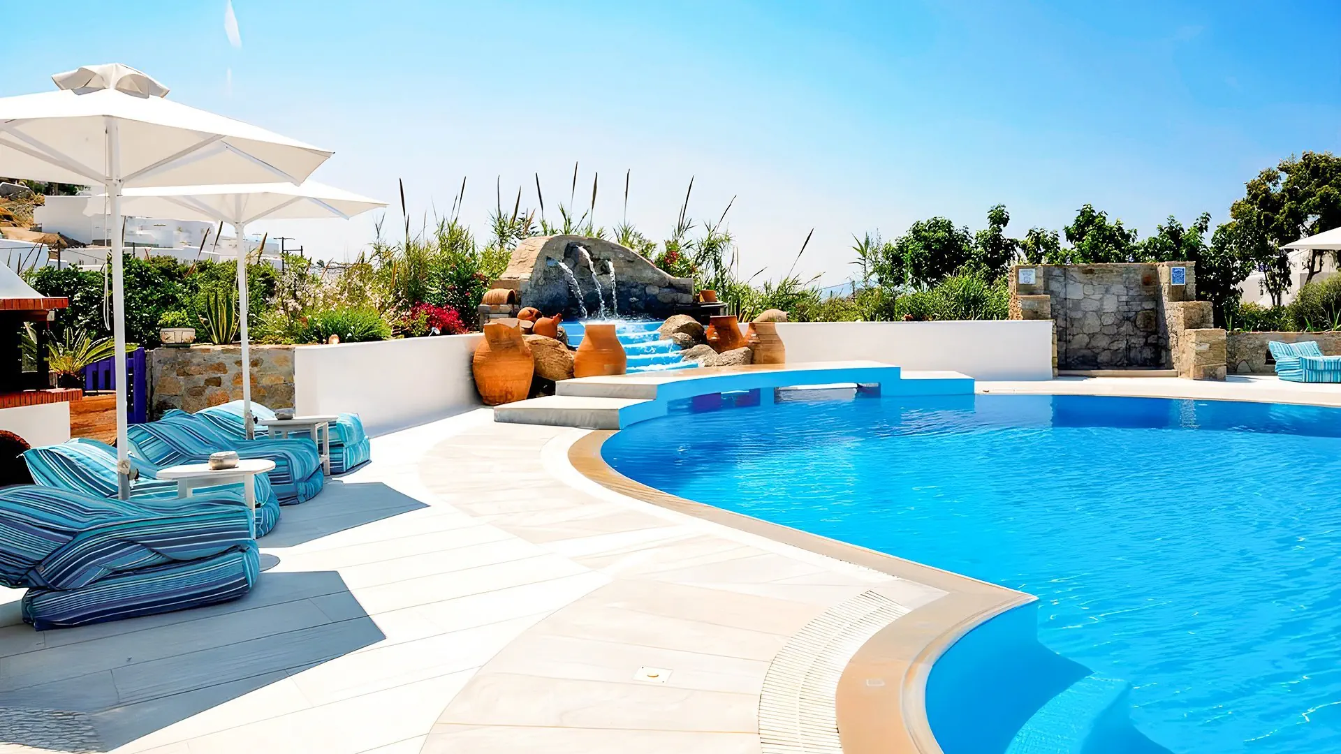 Kamari Beach 3*