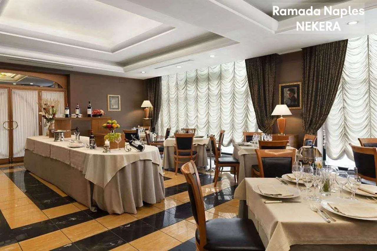 Ramada By Wyndham Naples 4*