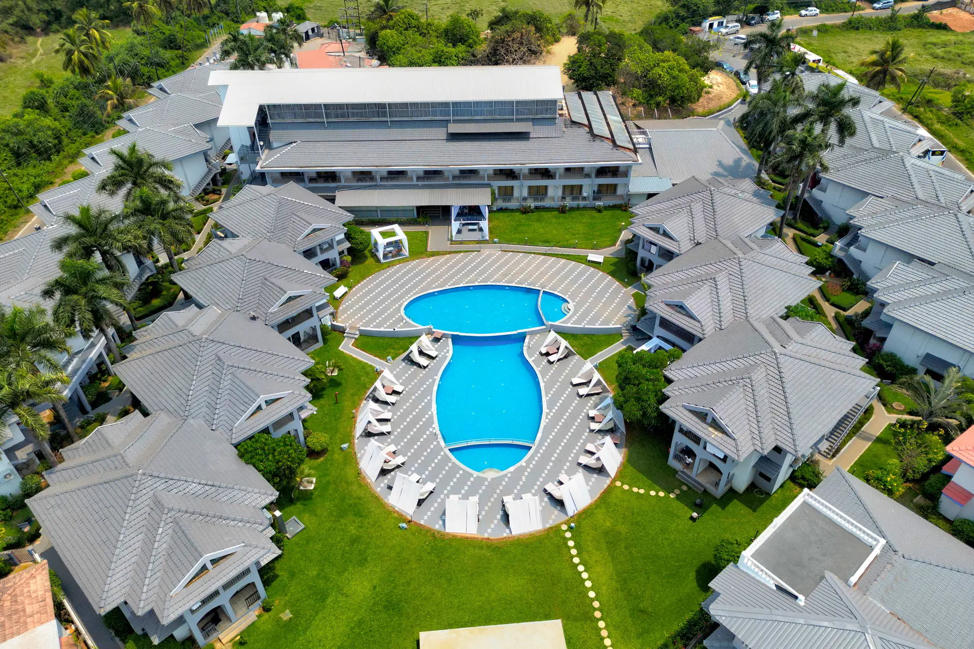 Baywatch Resort, фото 3