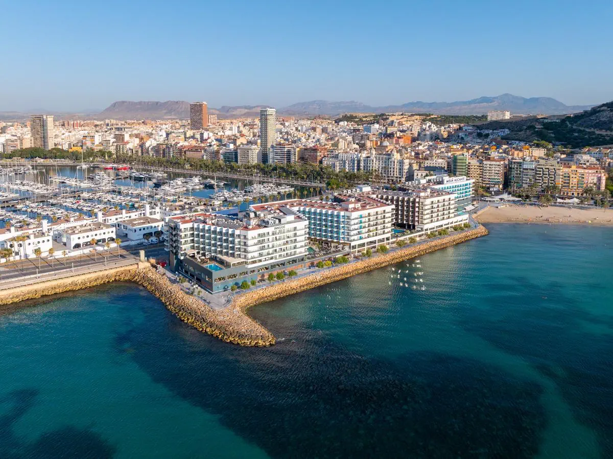 Innside by Melia Alicante Porta Maris 4*