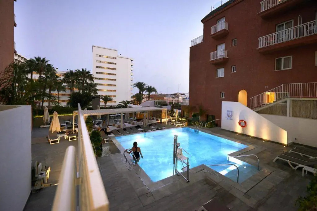 Fenix Torremolinos 4*