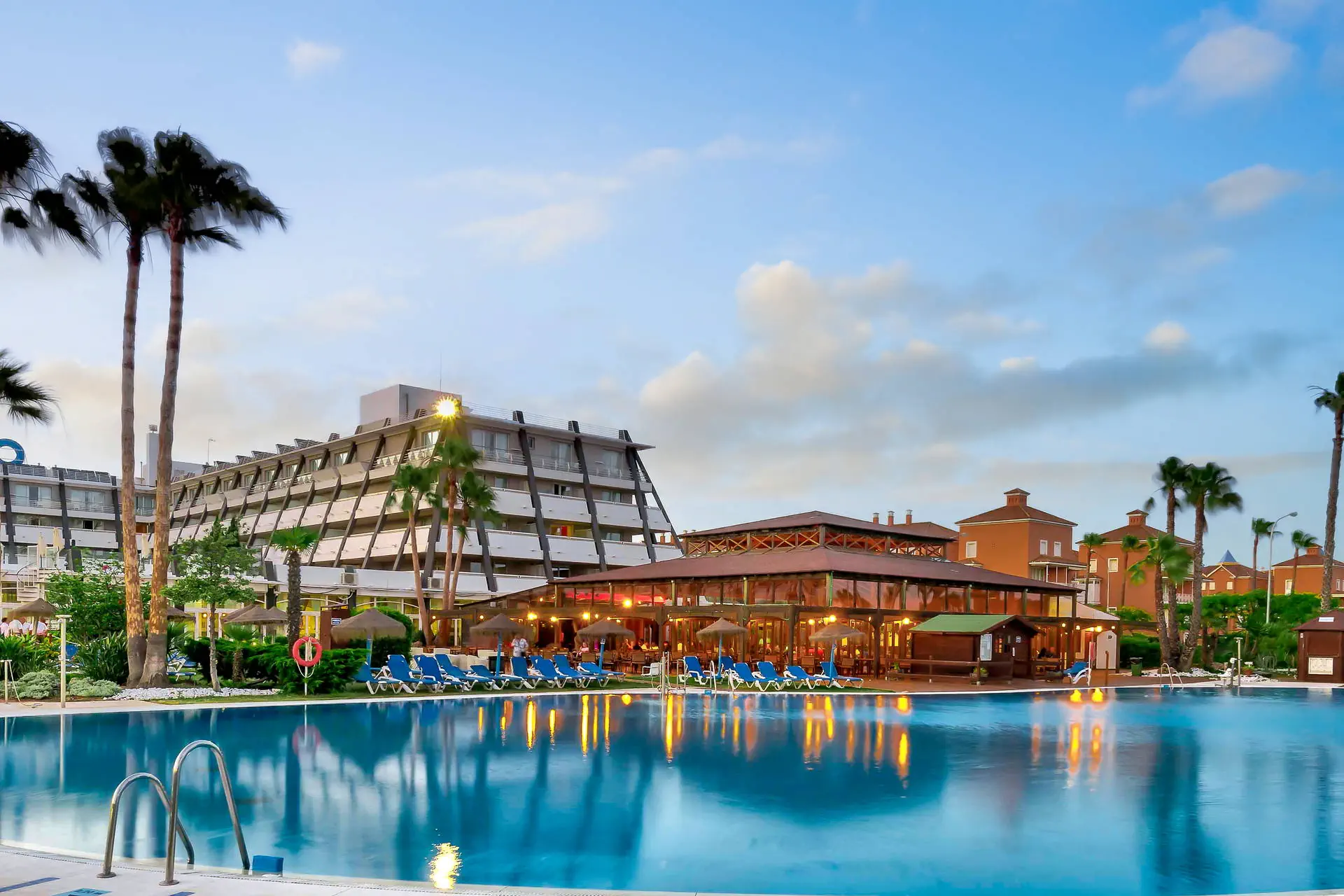 Ilunion Islantilla 4*