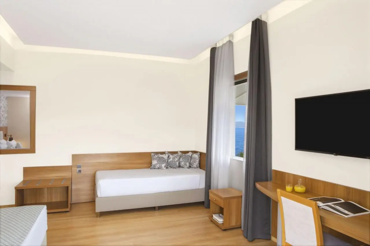 Ramada Athens Attica Riviera 4*, фото 7