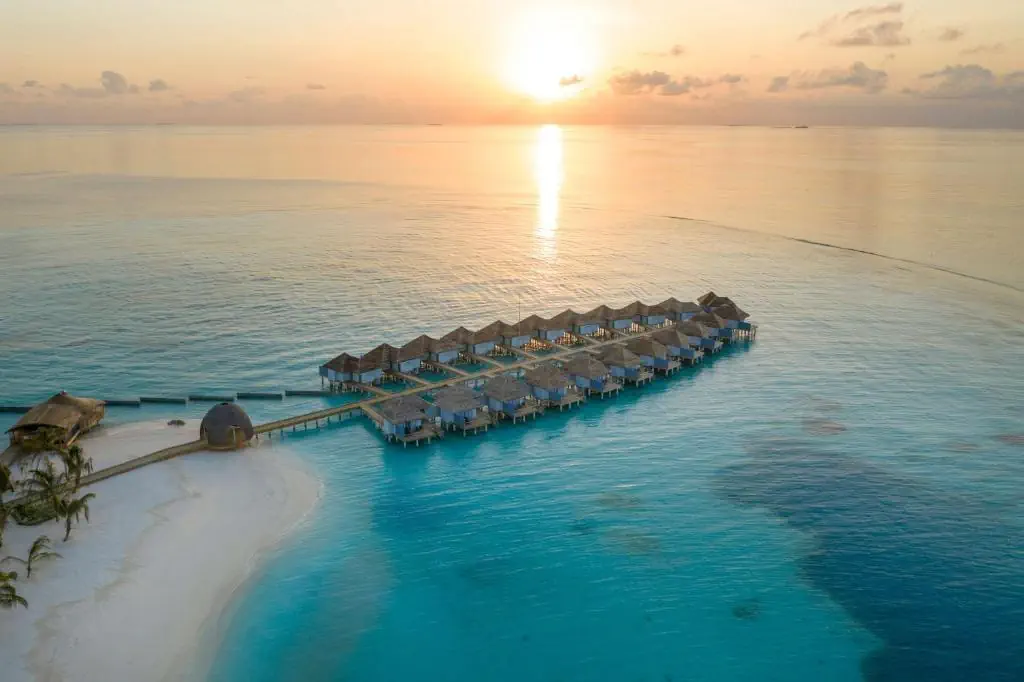 Outrigger Maafushivaru Maldives Resort 5*