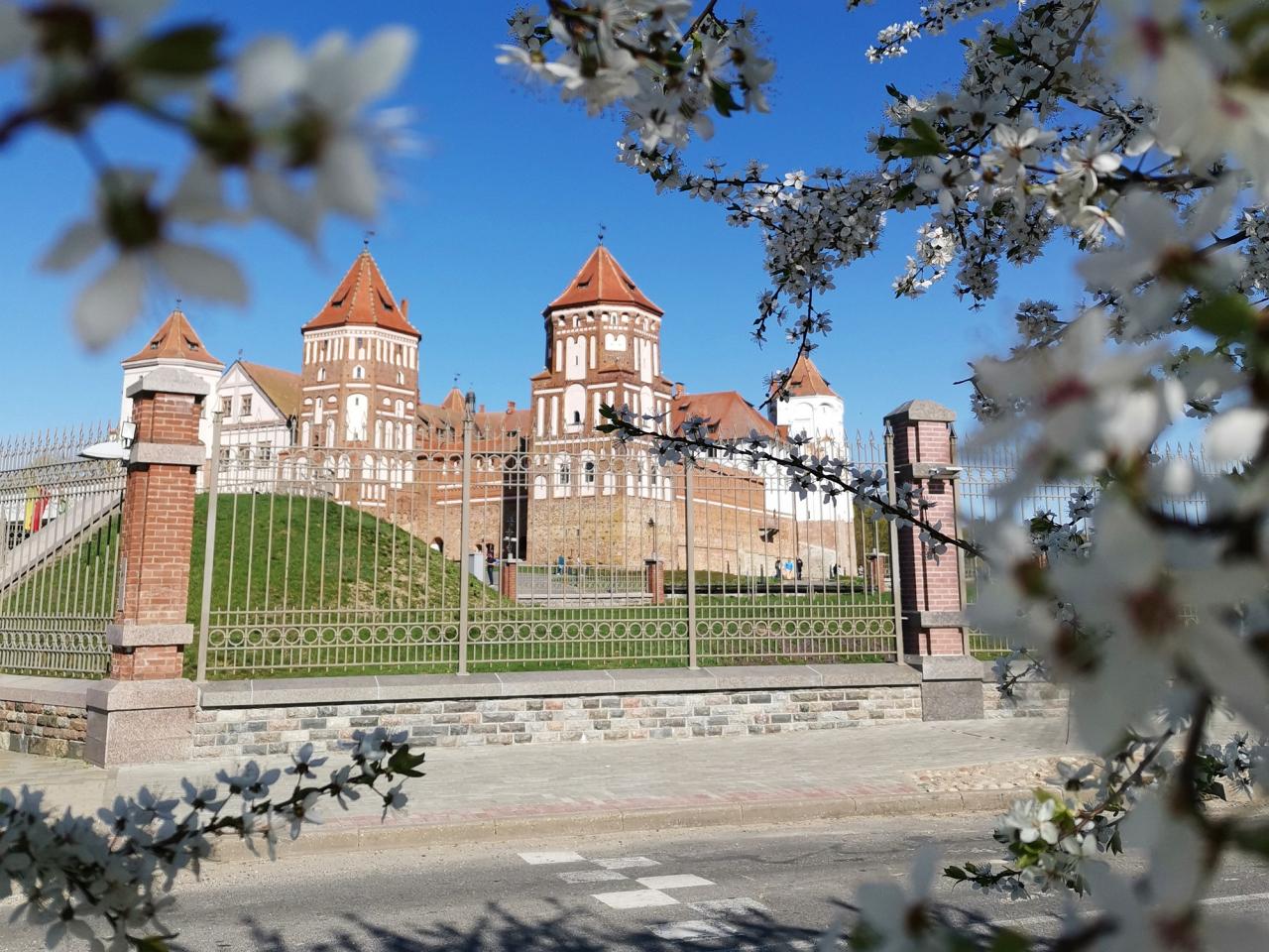 Дорогой замков: Мир, Новогрудок main photo