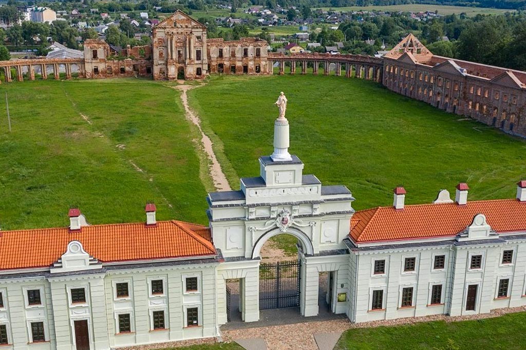 Тур в Брест на 2 дня: Пуща, Крепость и Замки photo 3