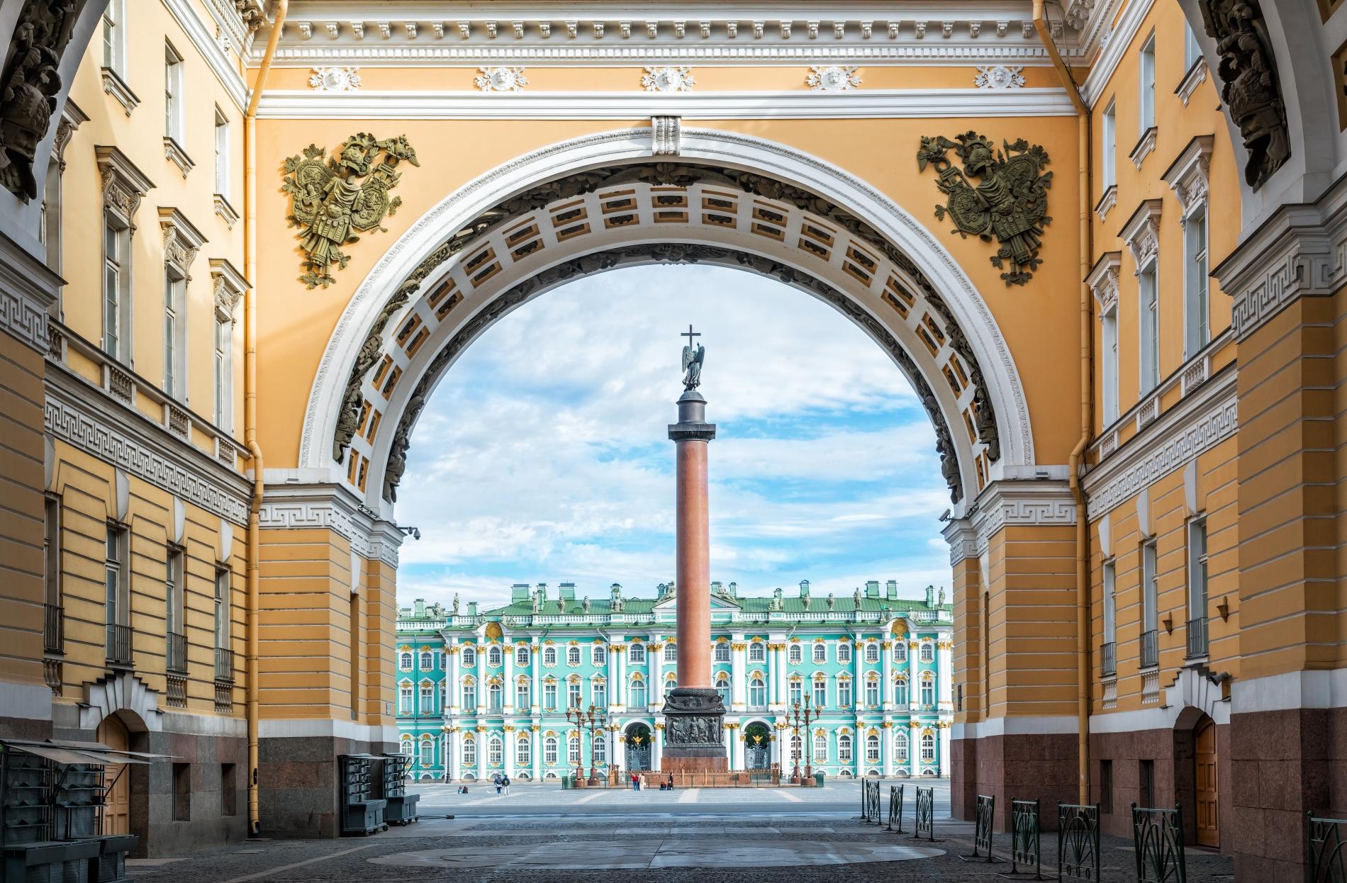 Ноябрьские праздники в Северной столице России photo 0